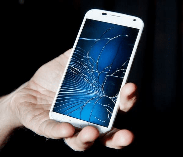 Что делать со смартфоном, если экран разбит?