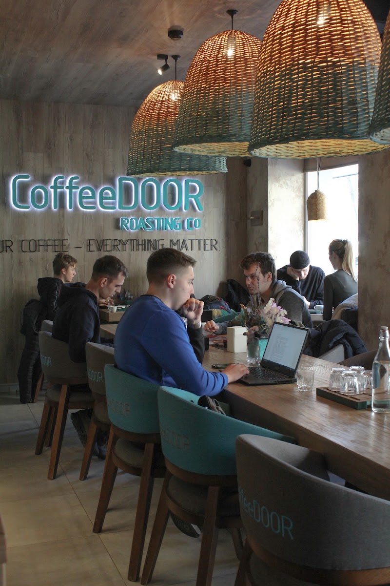 CoffeeDoor Brewbar & Coffeeshop