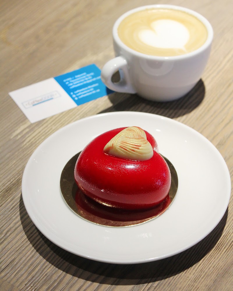 CoffeeDoor Brewbar & Coffeeshop